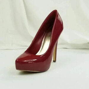 Eva & Zoe 8M "Lady" Red Patent Leather Slip On Stiletto Pointed Toe Womens Pumps